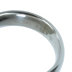 Moderner Ring mit drei Brillanten